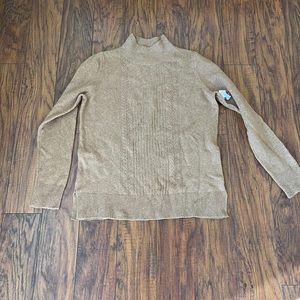 NEW Mock neck sweater